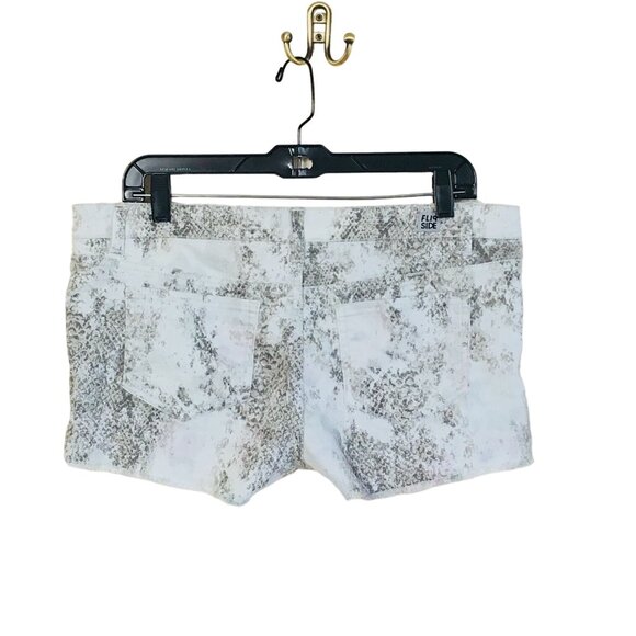 Flip Side Reversible Jean Shorts Snake Skin & Floral 2 in 1 Large - Waist 34.5" - Picture 4 of 4